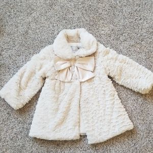 Girls faux fur jacket